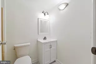 1257 Magnolia Ln, Herndon, VA 20170 - Photo 34