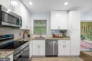 7105 Galgate Dr, Springfield, VA 22152 - Photo 20