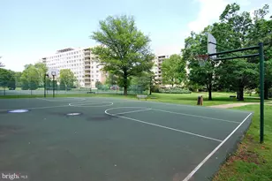 6621 Wakefield Dr, Alexandria, VA 22307 - Photo 42