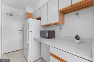 6621 Wakefield Dr, Alexandria, VA 22307 - Photo 18