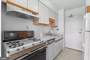 6621 Wakefield Dr, Alexandria, VA 22307 - Photo 16