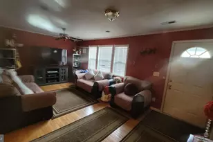 2818 Liberty Ave, Falls Church, VA 22042 - Photo 2