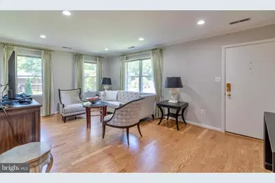 7613 Hamlet Street, Springfield, VA 22151 - Photo 2