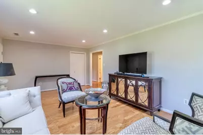 7613 Hamlet Street, Springfield, VA 22151 - Photo 4