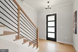 502 Kibler Cir SW, Vienna, VA 22180 - Photo 8