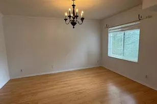 8340 Greensboro Dr, McLean, VA 22102 - Photo 4