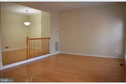 4617 Buckhorn Ridge, Fairfax, VA 22030 - Photo 8