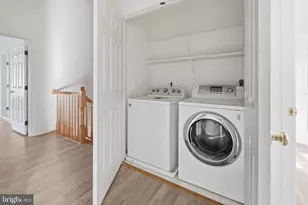 8026 Kidwell Hill Ct, Vienna, VA 22182 - Photo 16