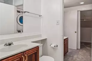 7592 Lakeside Village Dr, Falls Church, VA 22042 - Photo 22