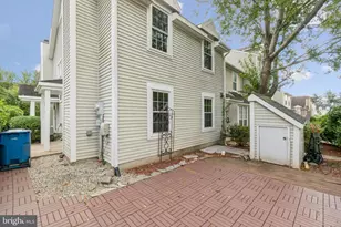 6012 Havener House Way, Centreville, VA 20120 - Photo 20