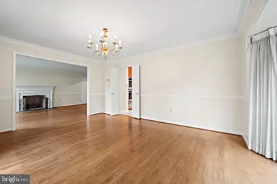 10317 Hickory Drive, Oakton, VA 22124 - Photo 10