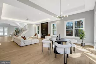 4824 Village Dr, Fairfax, VA 22030 - Photo 10