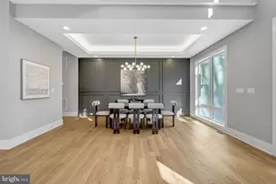 4824 Village Dr, Fairfax, VA 22030 - Photo 8