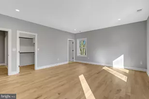 4824 Village Dr, Fairfax, VA 22030 - Photo 50