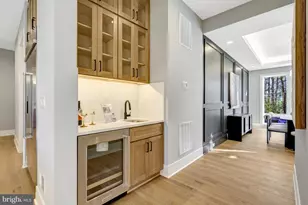 4824 Village Dr, Fairfax, VA 22030 - Photo 20