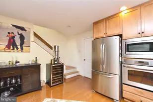 8312 Upper Spring Ln, Annandale, VA 22003 - Photo 16