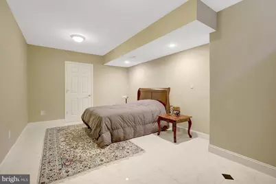 401 Walker Road, Great Falls, VA 22066 - Photo 58