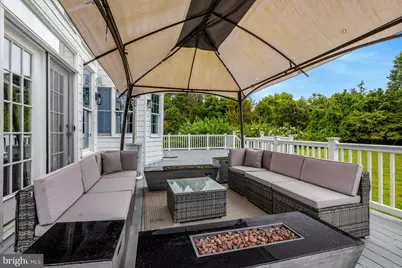 401 Walker Road, Great Falls, VA 22066 - Photo 66