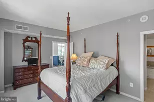 4490 Market Commons Dr, Fairfax, VA 22033 - Photo 14