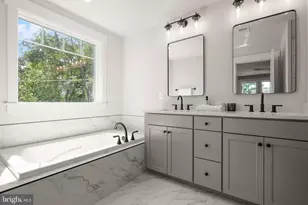 11433 Popes Head Rd, Fairfax, VA 22030 - Photo 32