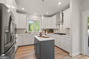 11433 Popes Head Rd, Fairfax, VA 22030 - Photo 14