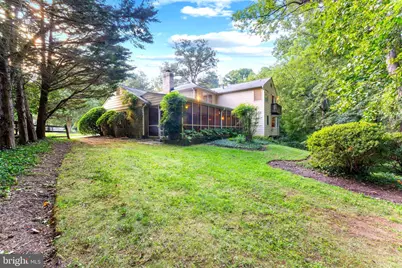 1560 Forest Villa Lane, McLean, VA 22101 - Photo 56