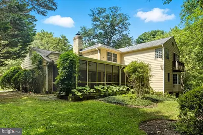 1560 Forest Villa Lane, McLean, VA 22101 - Photo 54