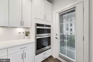 2320 Field Point Rd, Herndon, VA 20171 - Photo 12