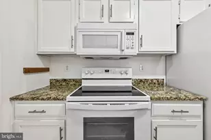 5707 Olde Mill Ct, Alexandria, VA 22309 - Photo 12