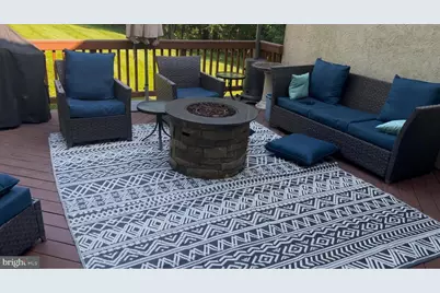 2082 Hunters Crest Way, Vienna, VA 22181 - Photo 28