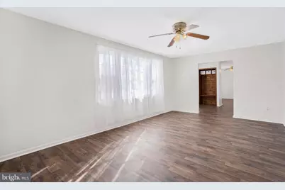 6710 Red Jacket Road, Springfield, VA 22152 - Photo 4