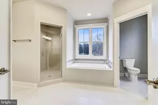 3913 Victoria Oaks Trail, Annandale, VA 22003 - Photo 8