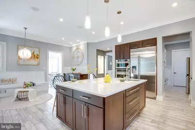 510 Walker Street SW, Vienna, VA 22180 - Photo 26