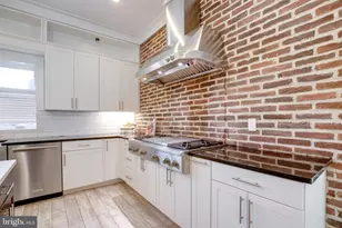 510 Walker St SW, Vienna, VA 22180 - Photo 24