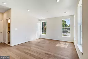 12590 Ovation Dr, Fairfax, VA 22033 - Photo 2