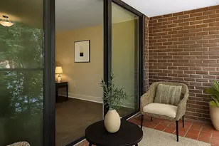 1439 Northgate Square, Reston, VA 20190 - Photo 8