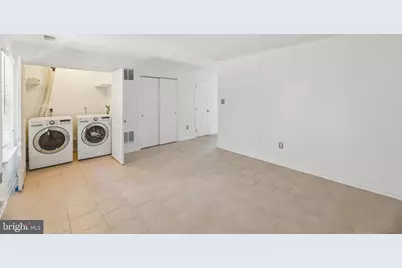 6330 James Harris Way, Centreville, VA 20121 - Photo 2