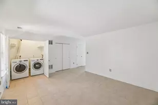 6330 James Harris Way, Centreville, VA 20121 - Photo 2