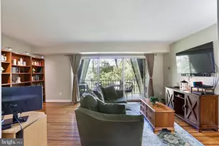11603 Vantage Hill Rd, Reston, VA 20190 - Photo 4