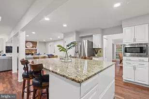 11317 Edenderry Dr, Fairfax, VA 22030 - Photo 14