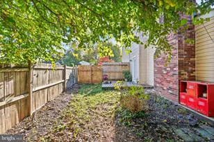 4006 Novar Dr, Chantilly, VA 20151 - Photo 38