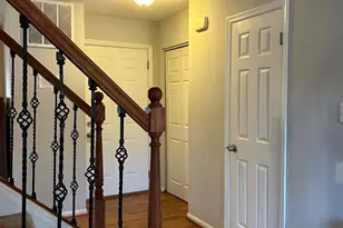 10030 Wood Sorrels Ln, Burke, VA 22015 - Photo 8