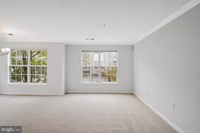 4528 Superior Square, Fairfax, VA 22033 - Photo 8