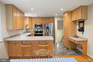 1912 Swan Terrace, Alexandria, VA 22307 - Photo 12