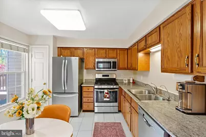 7496 Gadsby Square, Alexandria, VA 22315 - Photo 4