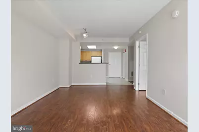 2726 Gallows Road #411, Vienna, VA 22180 - Photo 4