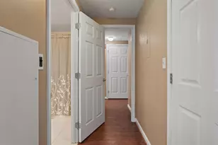 2726 Gallows Rd, Vienna, VA 22180 - Photo 20