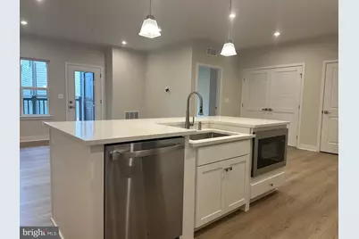 14401 Milk Thistle Ln #335, Chantilly, VA 20151 - Photo 4