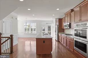 3755 Signal Knob Ct, Falls Church, VA 22041 - Photo 12