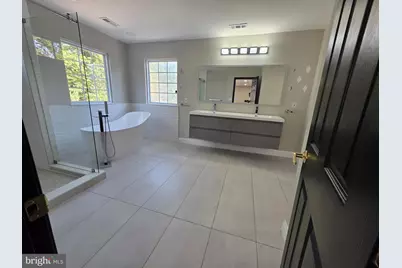 6724 Westlawn Drive, Falls Church, VA 22042 - Photo 12